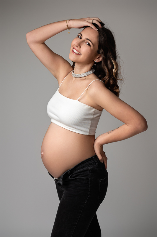 Celine-Garde-photographe-grossesse-nieul-le-dolent photo de grissesse en jean