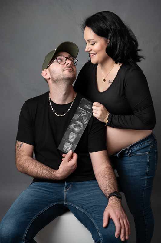 Céline Gardé photographe grossesse les sables-d'olonne photo de grossesse couple