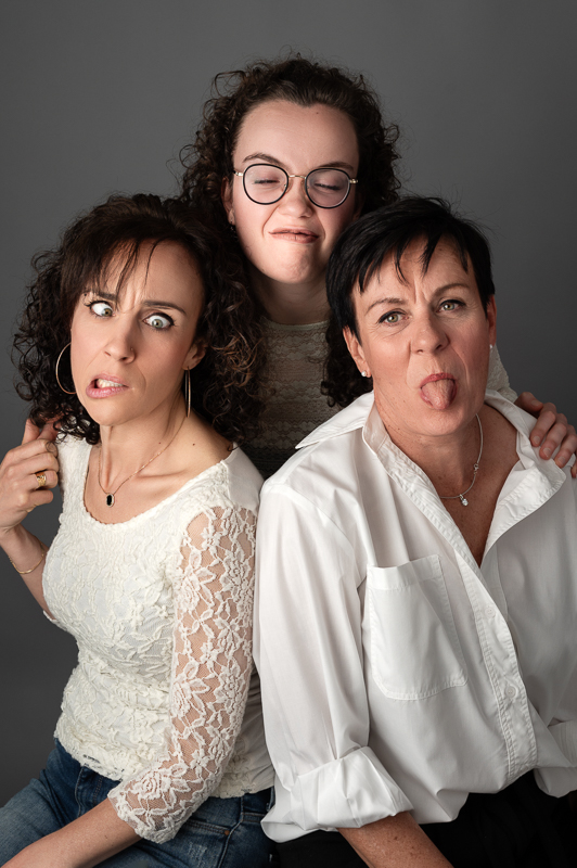 séance-photo-famille-la-roche-sur-yon-12 seance photo mere fille aubigny les clouzeaux