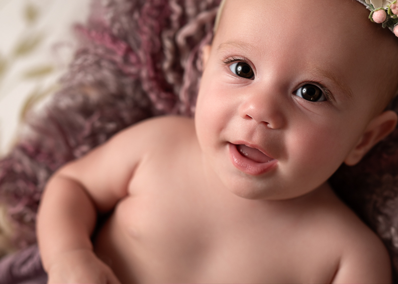 _DSC5056-Celine-Garde-photographe-bébé-éveil-3-mois-les-clouzeaux