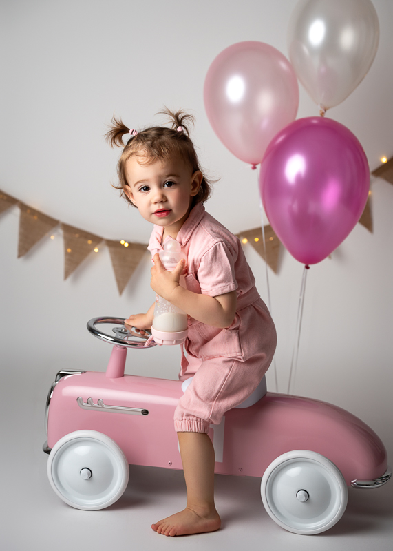 Portrait d’une petite fille de deux ans réalisé par Céline