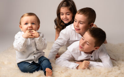 séance photo entre cousins a Aubigny-les-Clouzeaux