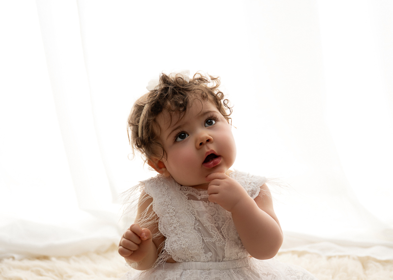 portrait bébé 9 mois séance bébé grandit photographe la chapelle hermier vendée